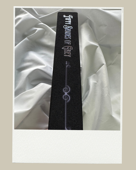 Fifty Shades of Grey - E. L. James