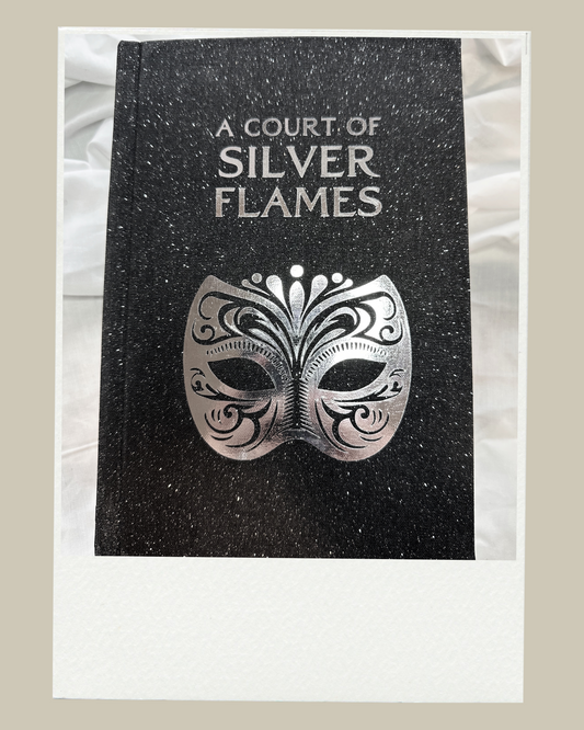A Court of Silver Flames - Sarah J. Maas | Night Court Edition
