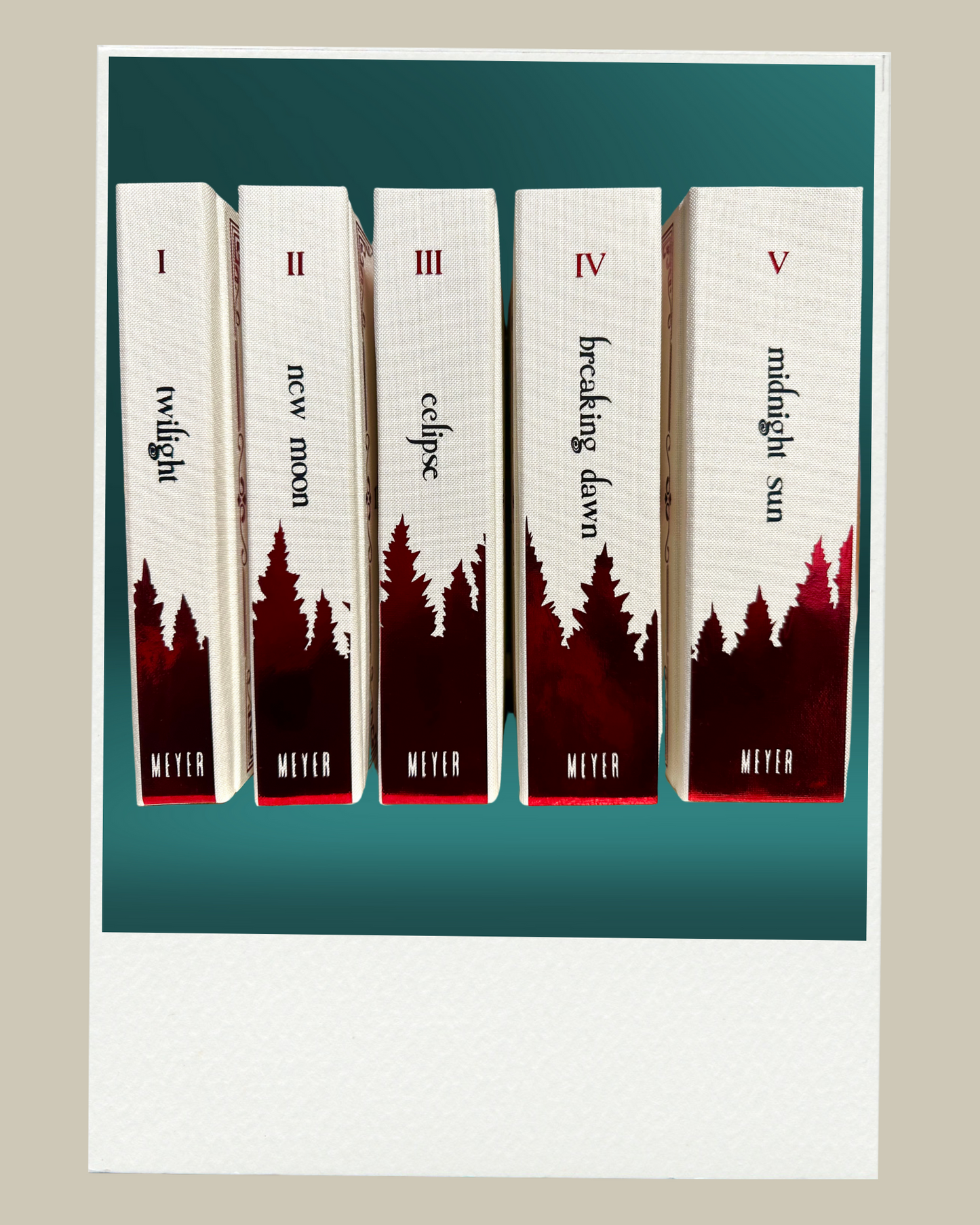 The Twilight Saga & Midnight Sun - Stephenie Meyer
